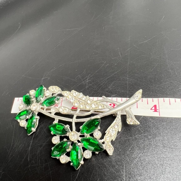 1930s Art Deco Czech Glass Pot Metal Flower Brooch Pin Foil Back Huge Nice Green - Picture 13 of 16